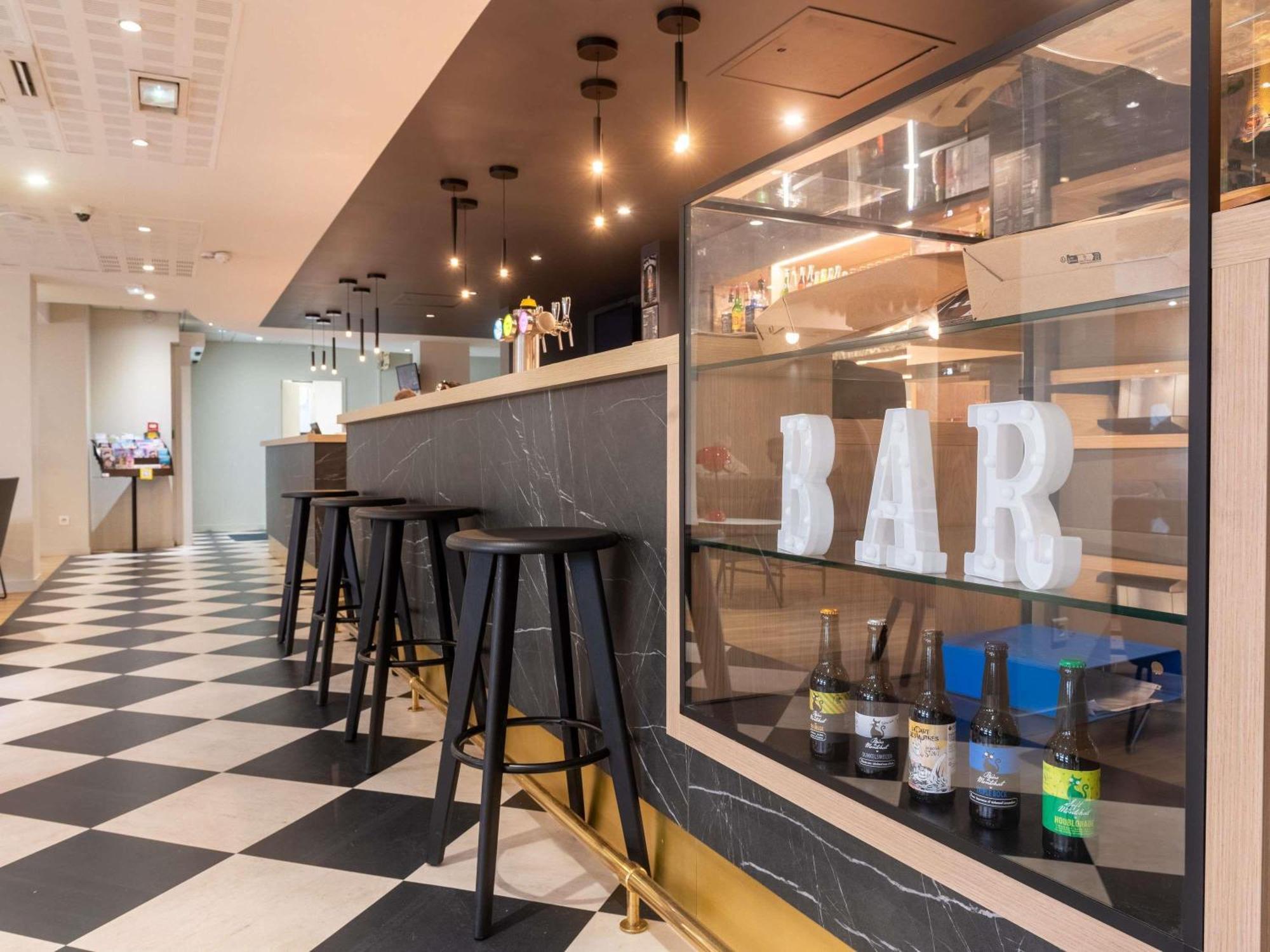 Ibis Lyon Est Bron Ξενοδοχείο Εξωτερικό φωτογραφία
